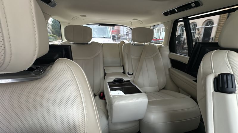 Rear cabin