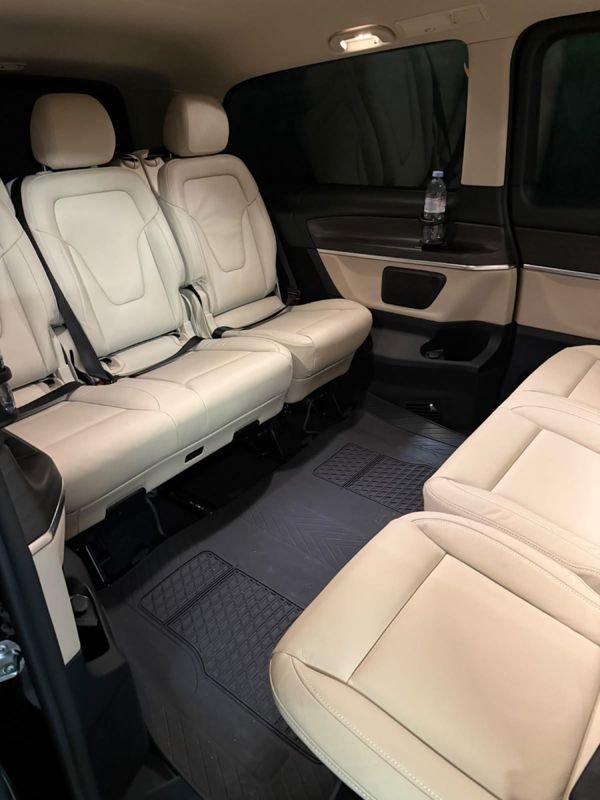 Rear seats
